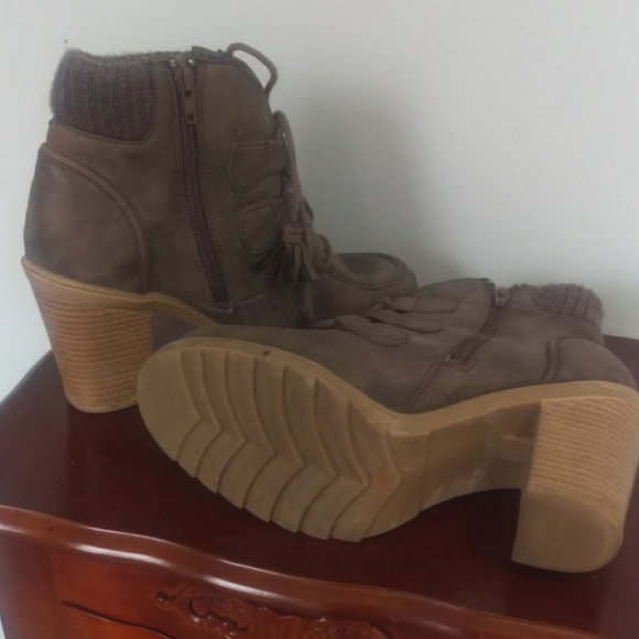 Mudd bootie - Picture 4 of 4